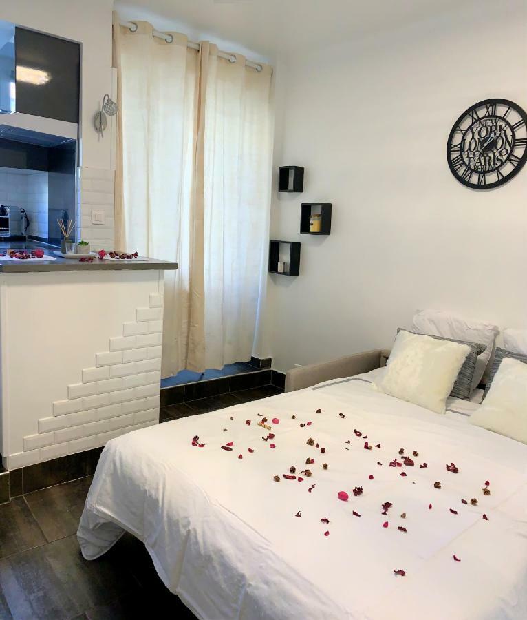 Beau Studio A 50M De La Plage Nizza Kültér fotó